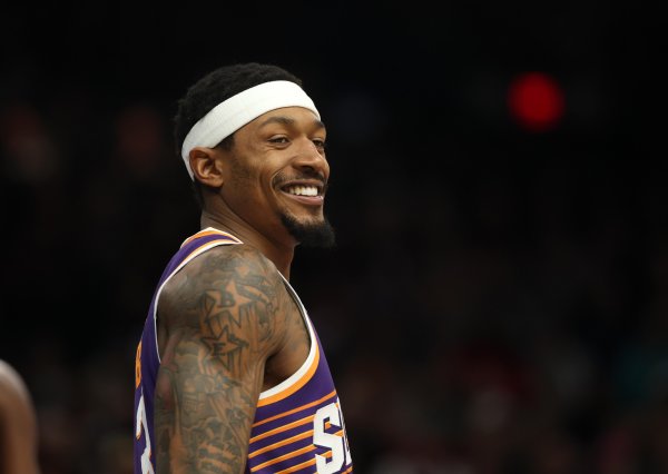 豪极资本 叮咚！比尔的25%预付年薪到账 买断即将开始？